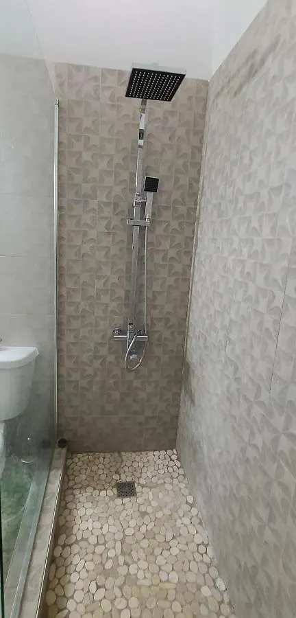 Cheerful 2 - Bedroom Townhouse With Free Parking In New Kingston Jamaica